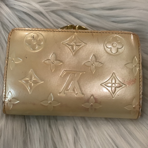 LV Kisslock Wallet code (M10036) - Picture 2 of 11